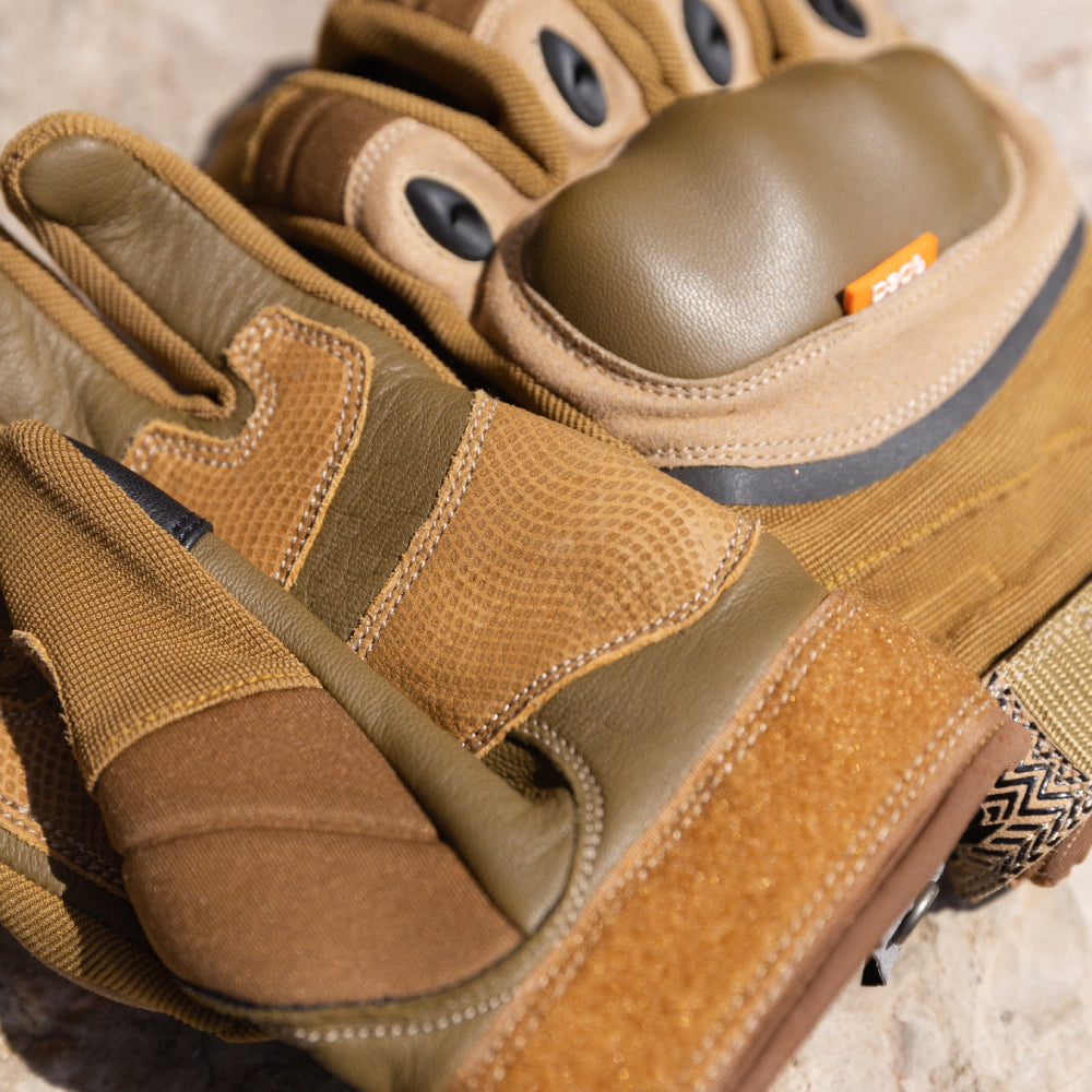 Richa Squadron Gloves - Camel