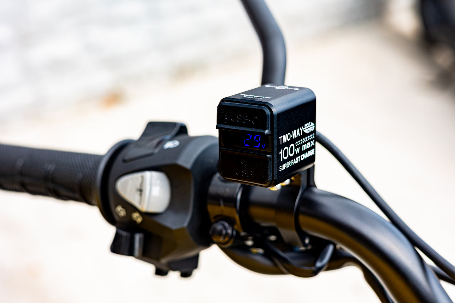 RIDERR TwinVolt 2-Way Charger