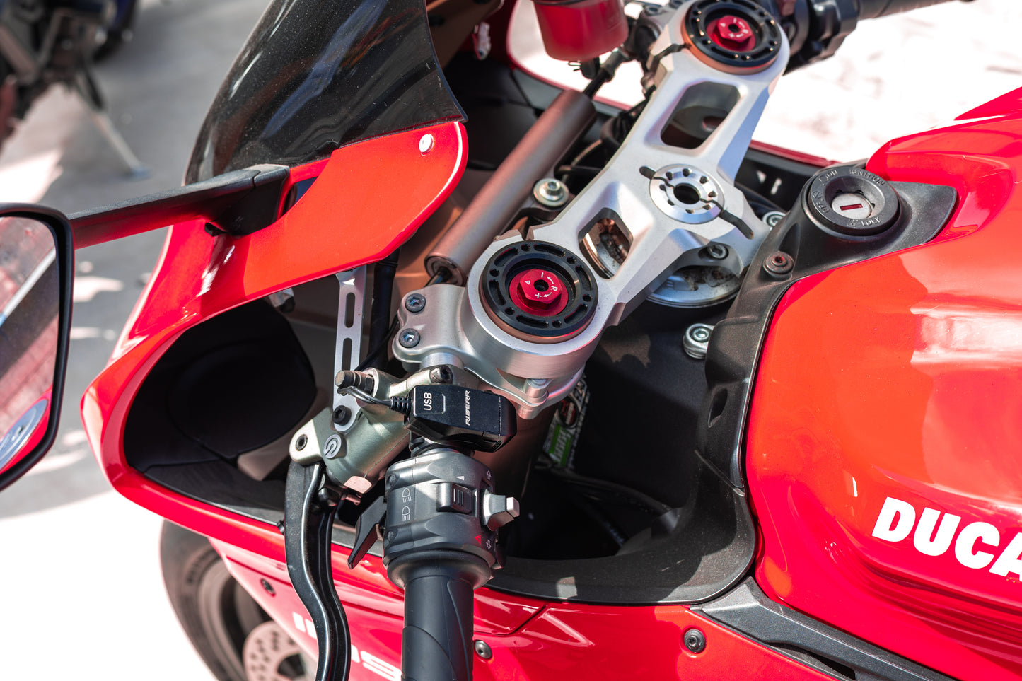 RIDERR USB-A Handlebar Charger